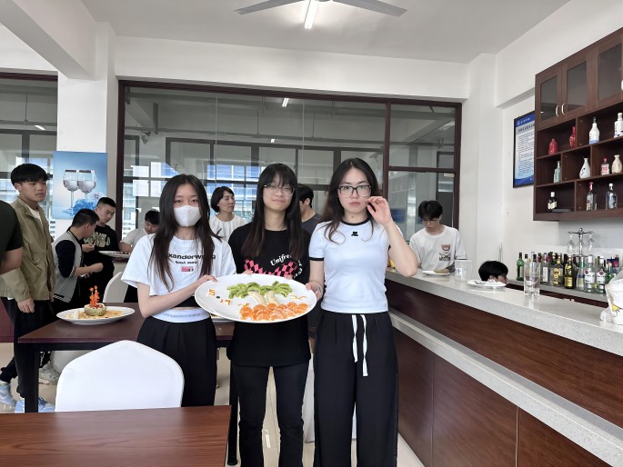 图片8(1).jpg